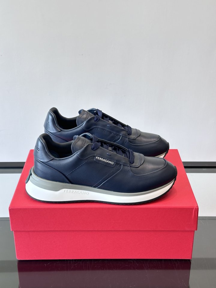페라가모 남성 스니커즈