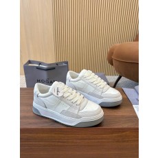 호간 차말로 스니커즈