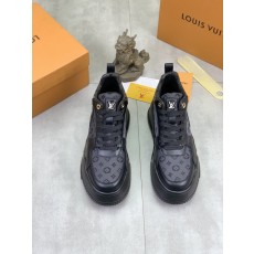 루이비통 하이탑 스니커즈