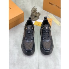 루이비통 하이탑 스니커즈