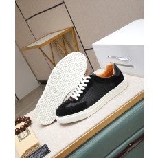 구찌 남성 스니커즈