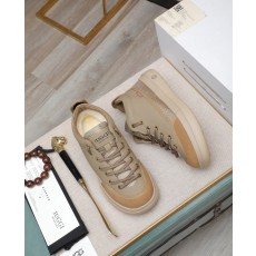 어그 퍼 안감 하이탑 스니커즈