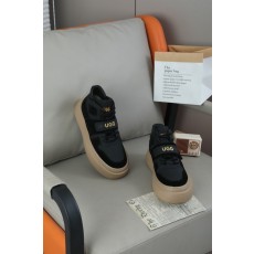 어그 남성 벨크로 플랫폼 스니커즈