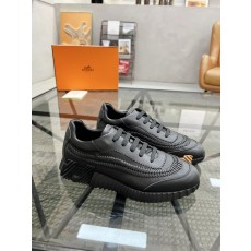 에르메스 남성 스니커즈