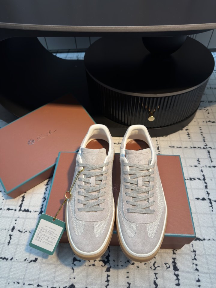 로로피아나 남녀공용 독일군 스니커즈