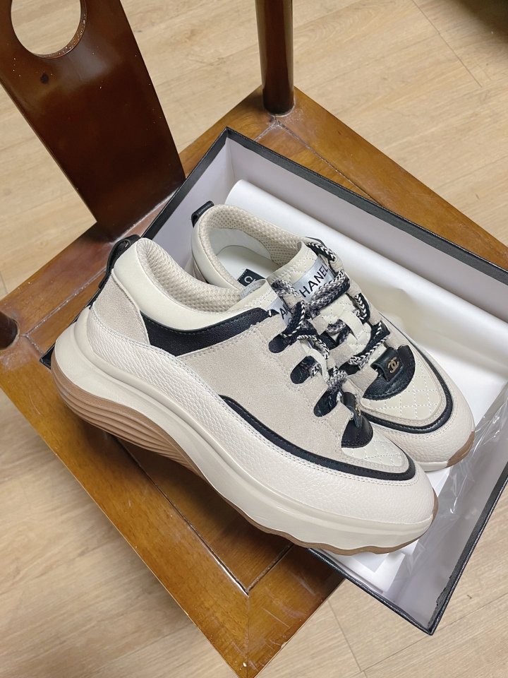 여성 샤넬 스니커즈