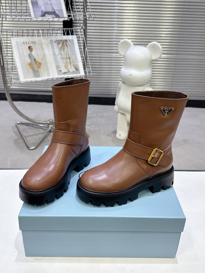 프라다 여성 숏부츠