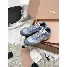 여성 미우미우 25SS 독일군 스니커즈