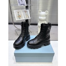 프라다 여성 숏부츠