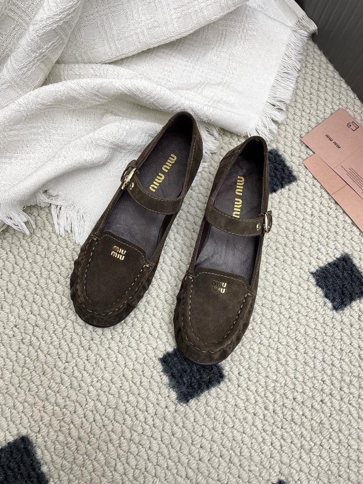 미우미우 여성 레트로 메리제인 슈즈