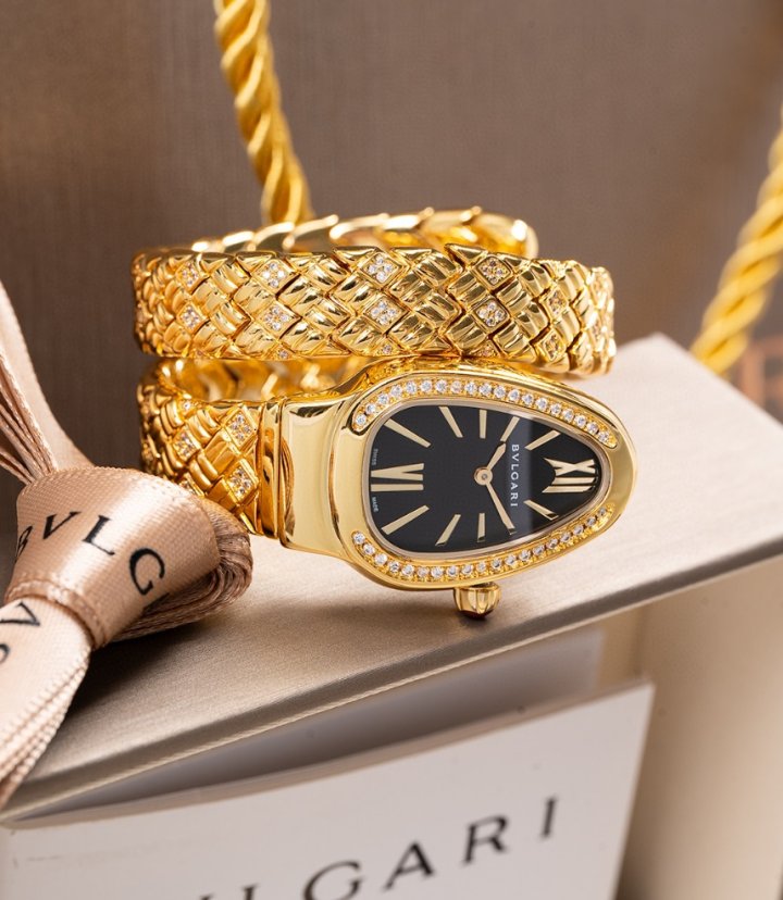 불가리 세르펜티 스피가 뱀팔찌 워치