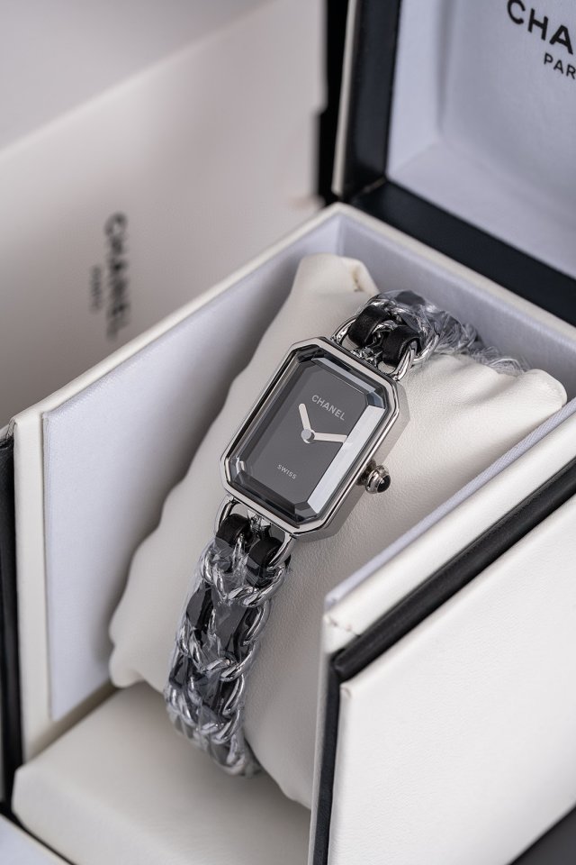 샤넬 프리미에르 락 / 프리미엄 리빌드 시리즈