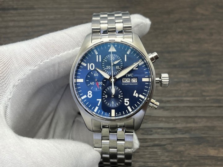 IWC 파일럿 IW377701