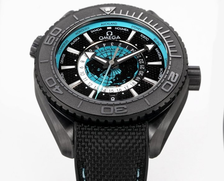 오메가 씨마스터 플래닛 오션 월드타임 ‘딥 블랙’ 45.5mm