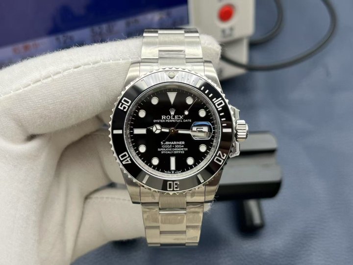 롤렉스 서브마리너 V4 업그레이드