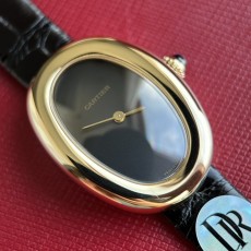 카르띠에 베누아르 블랙 다이얼 여성시계