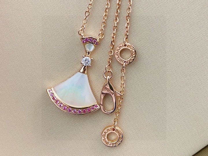 불가리 여성 클래식 디바 화이트 자개 핑크 다이아 목걸이