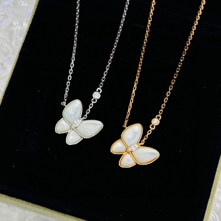 반클리프 여성 클래식 화이트 자개 버터플라이 목걸이