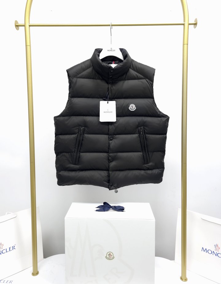 몽클레어 TIBB 구스다운 패딩조끼 ☆ 2025