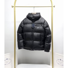 프라다 구스다운 패딩자켓 ☆ 2025